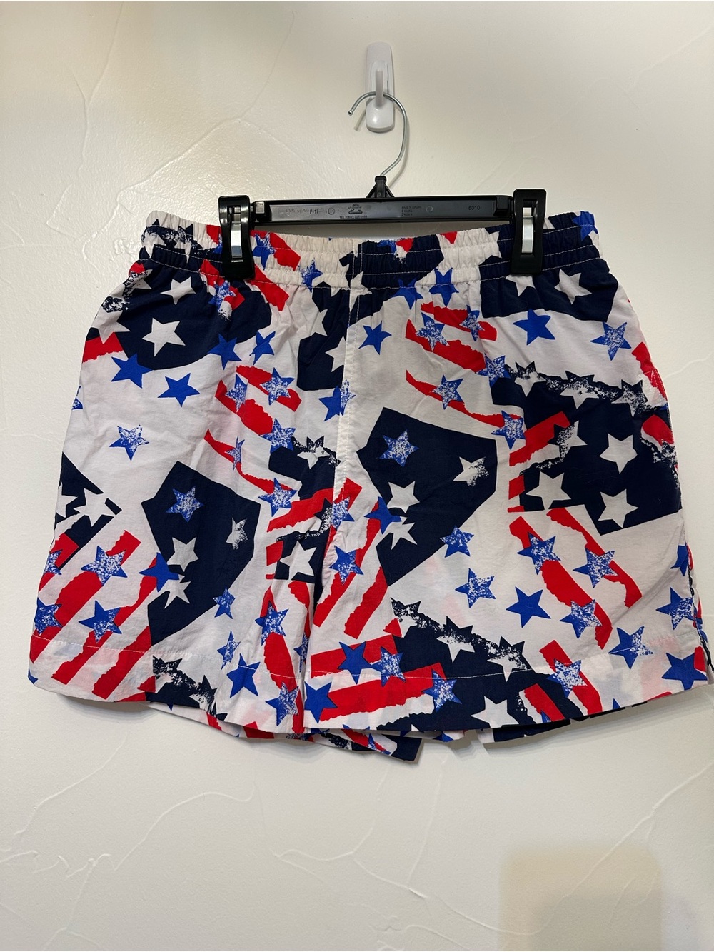 Women's Vintage Liz & Co. Patriotic Star Print Casual Shorts - Red, White & Blue